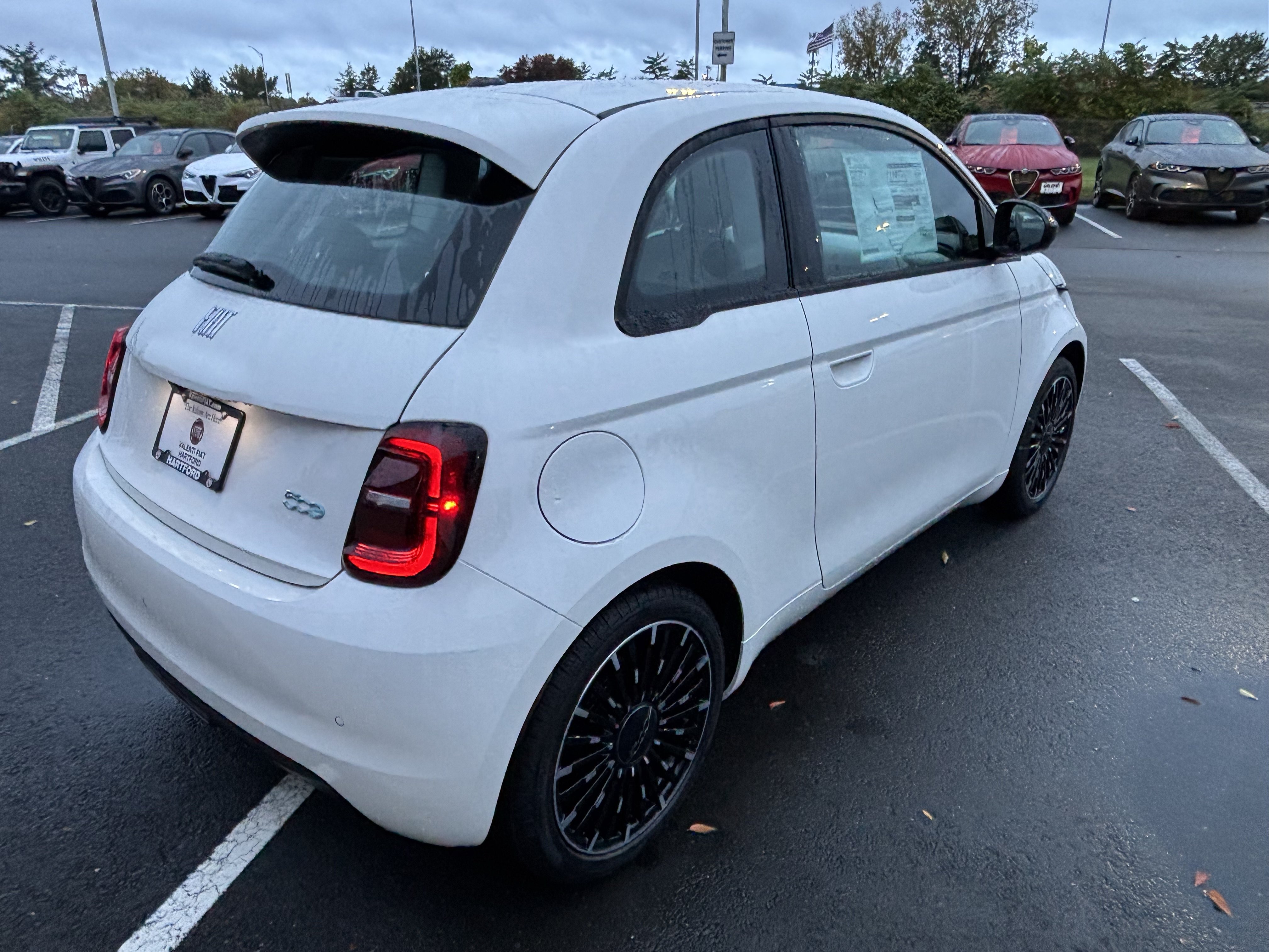 New 2026 FIAT 500 e FWD image 7
