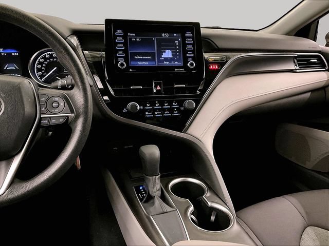 Used 2021 Toyota Camry LE FWD image 6
