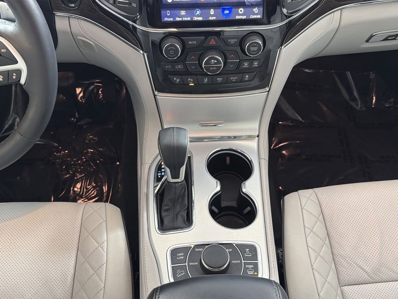 Used 2021 Jeep Grand Cherokee Summit image 22