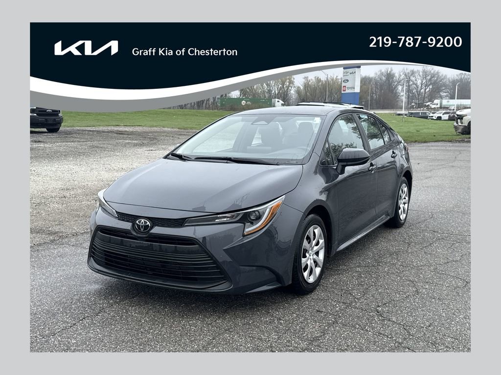 Used 2024 Toyota Corolla LE FWD image 1
