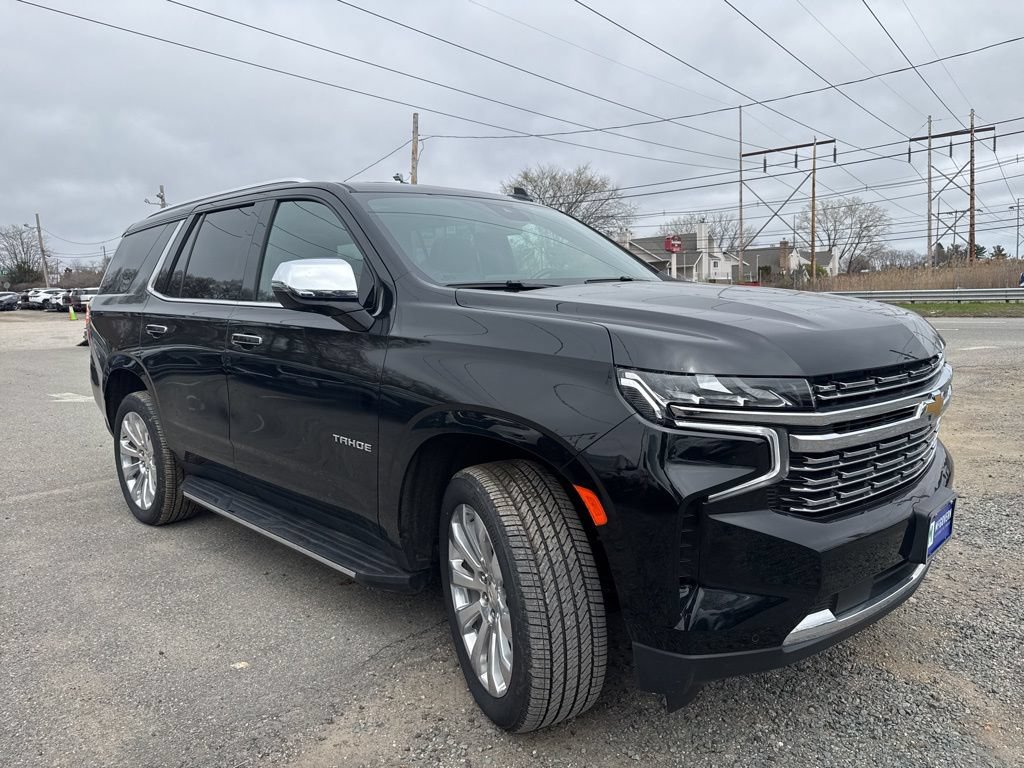 Used 2023 Chevrolet Tahoe Premier AWD/4WD image 4