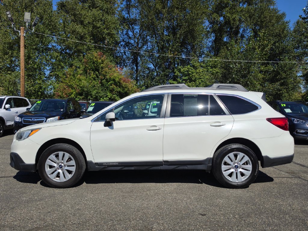 Used 2016 Subaru Outback 2.5i Premium AWD/4WD image 3