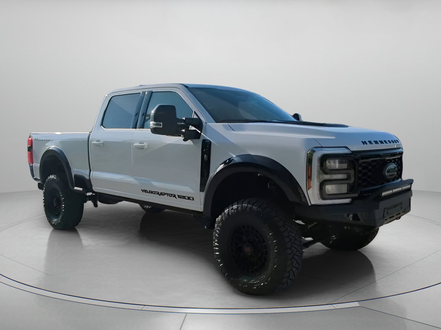 New 2026 Ford F250 Lariat w/ Black Appearance Package AWD/4WD image 2