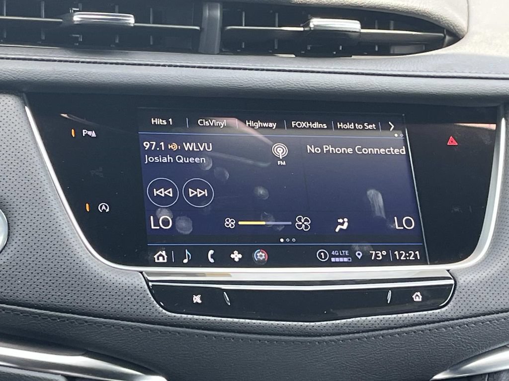 New 2026 Cadillac XT5 Luxury AWD/4WD image 16