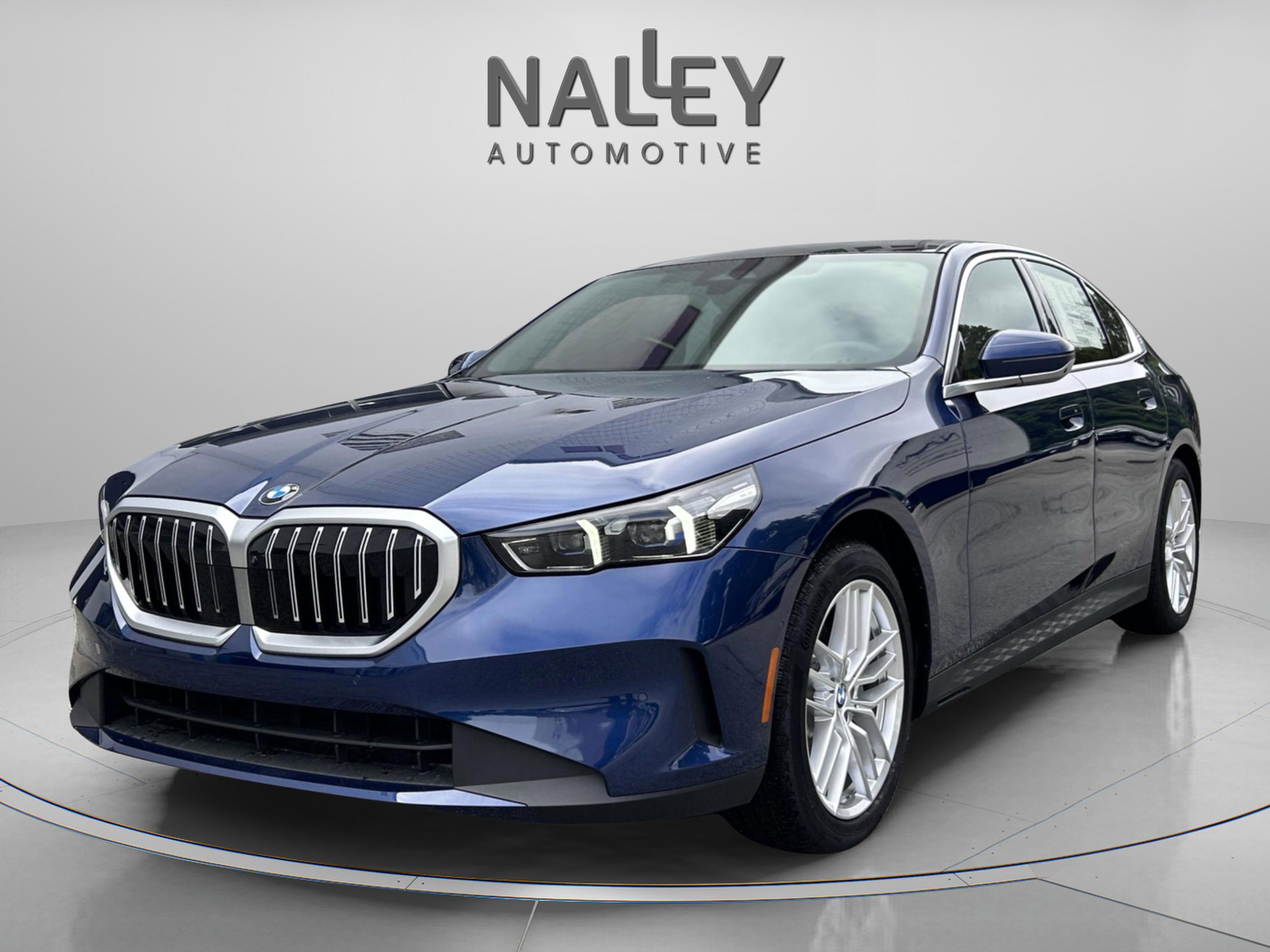 Used 2025 BMW 530i xDrive w/ Premium Package