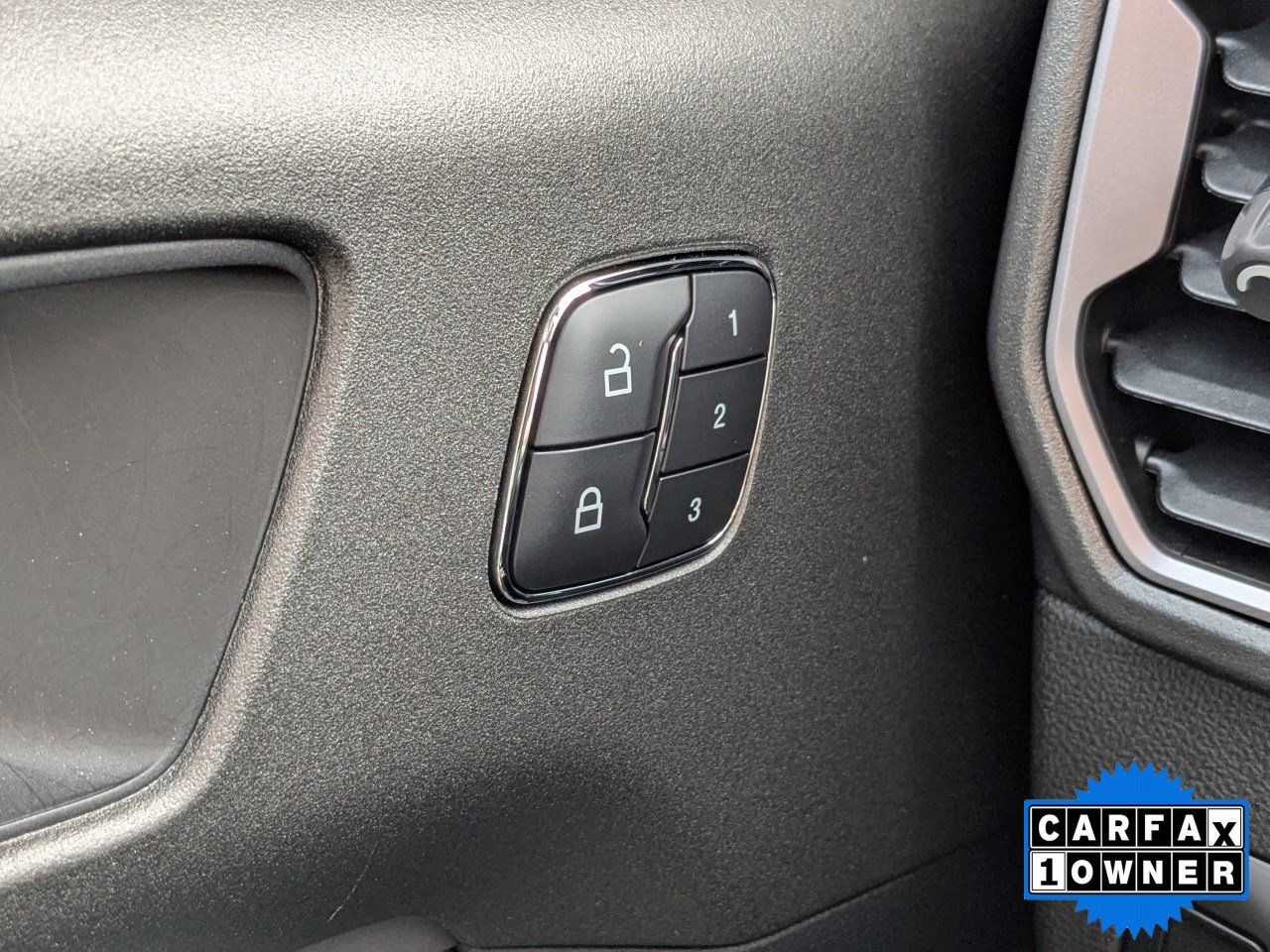 Certified 2025 Ford Bronco Sport Badlands AWD/4WD image 27