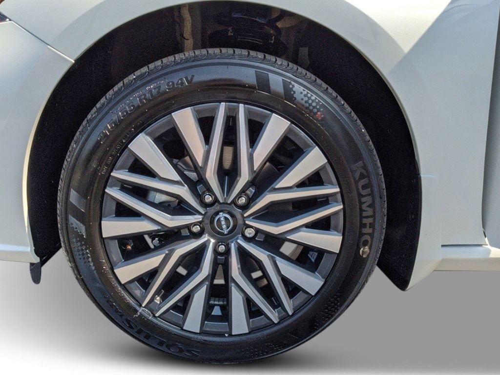 New 2026 Nissan Altima 2.5 SV AWD/4WD image 11