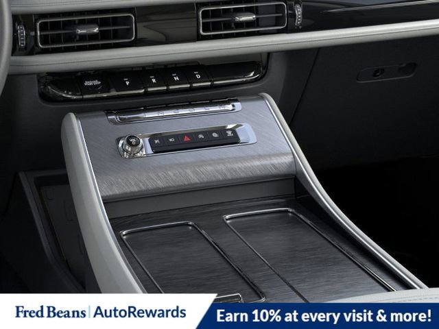 New 2026 Lincoln Aviator AWD image 17