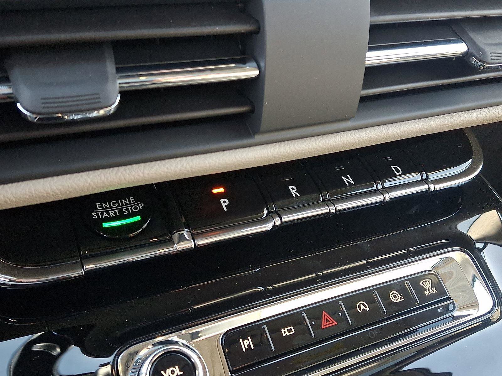 New 2026 Lincoln Corsair Reserve image 12