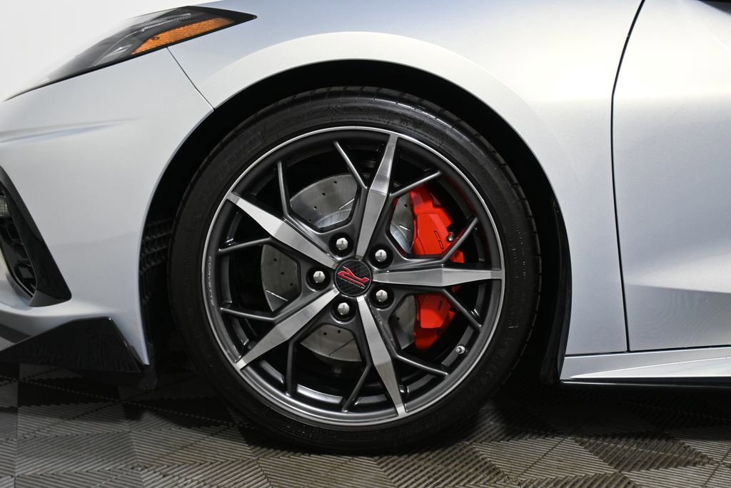Used 2021 Chevrolet Corvette Stingray Premium Conv w/ Z51 Performance Package RWD image 12