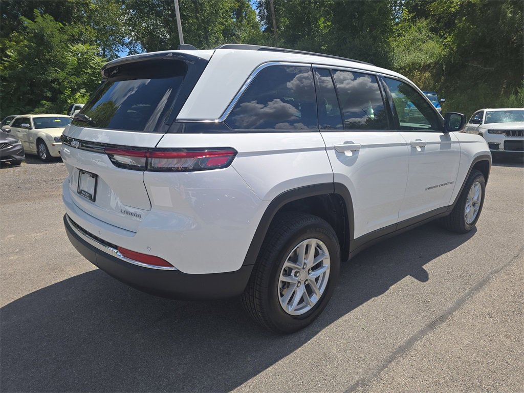 New 2025 Jeep Grand Cherokee Laredo X w/ Luxury Tech Group I image 4