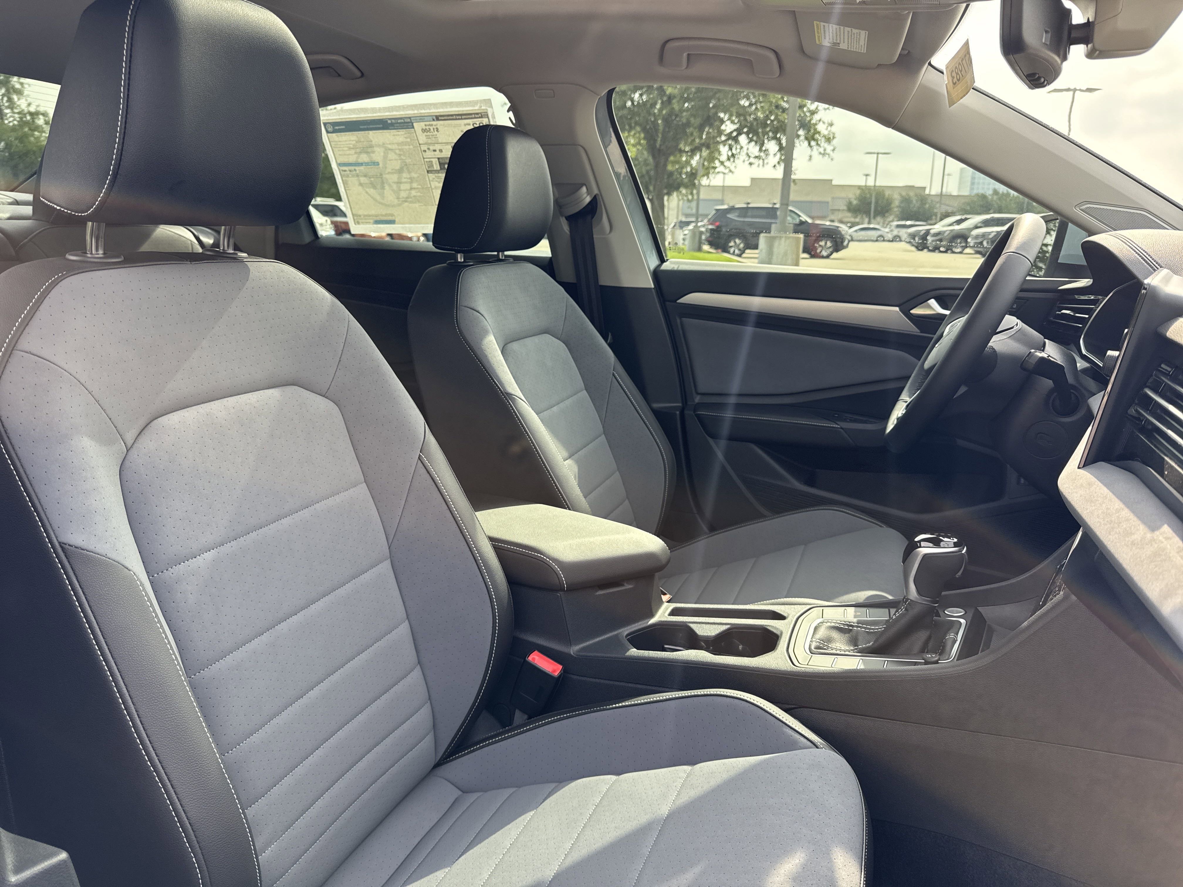 New 2026 Volkswagen Jetta SE FWD image 14