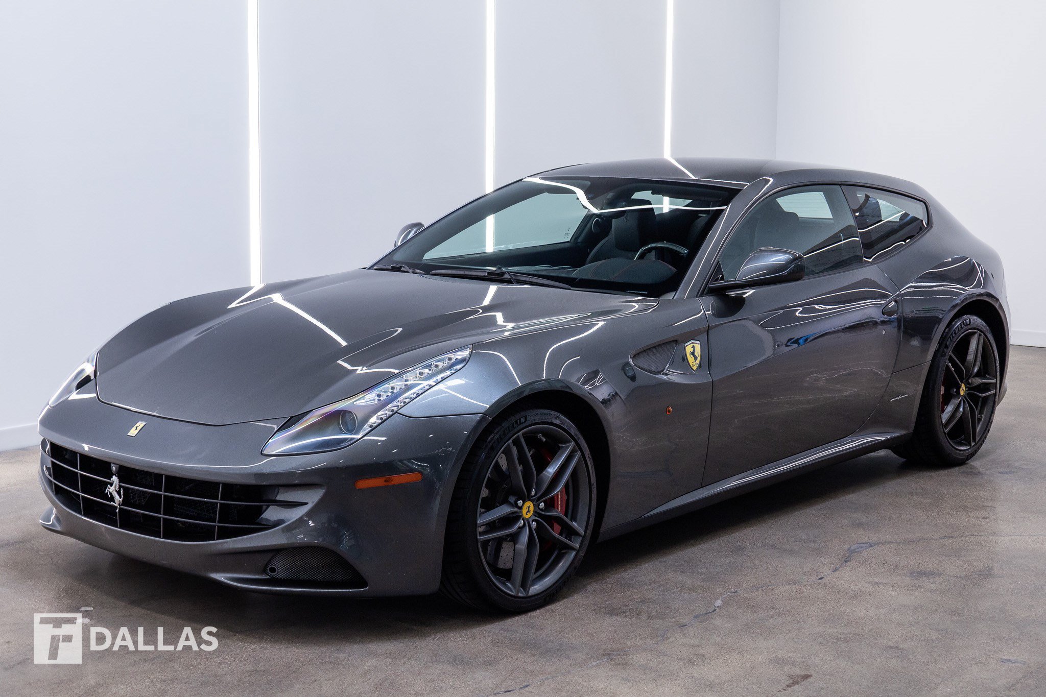 Used 2012 Ferrari FF AWD/4WD image 3