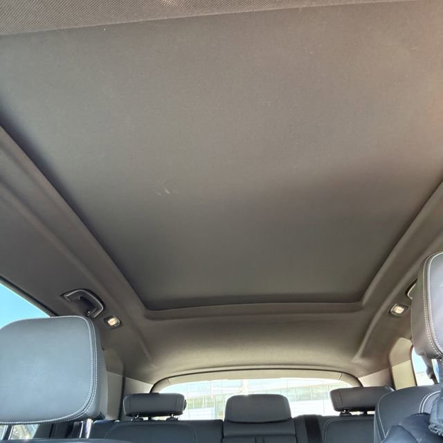 Used 2022 BMW X5 M50i image 3