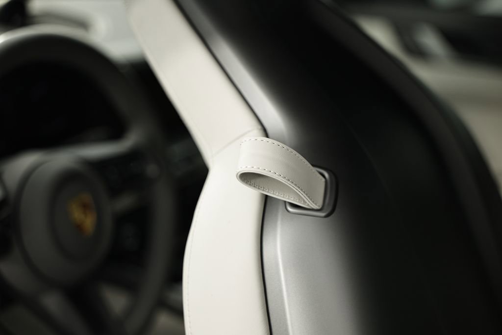 Certified 2024 Porsche 911 Targa 4S AWD/4WD image 28