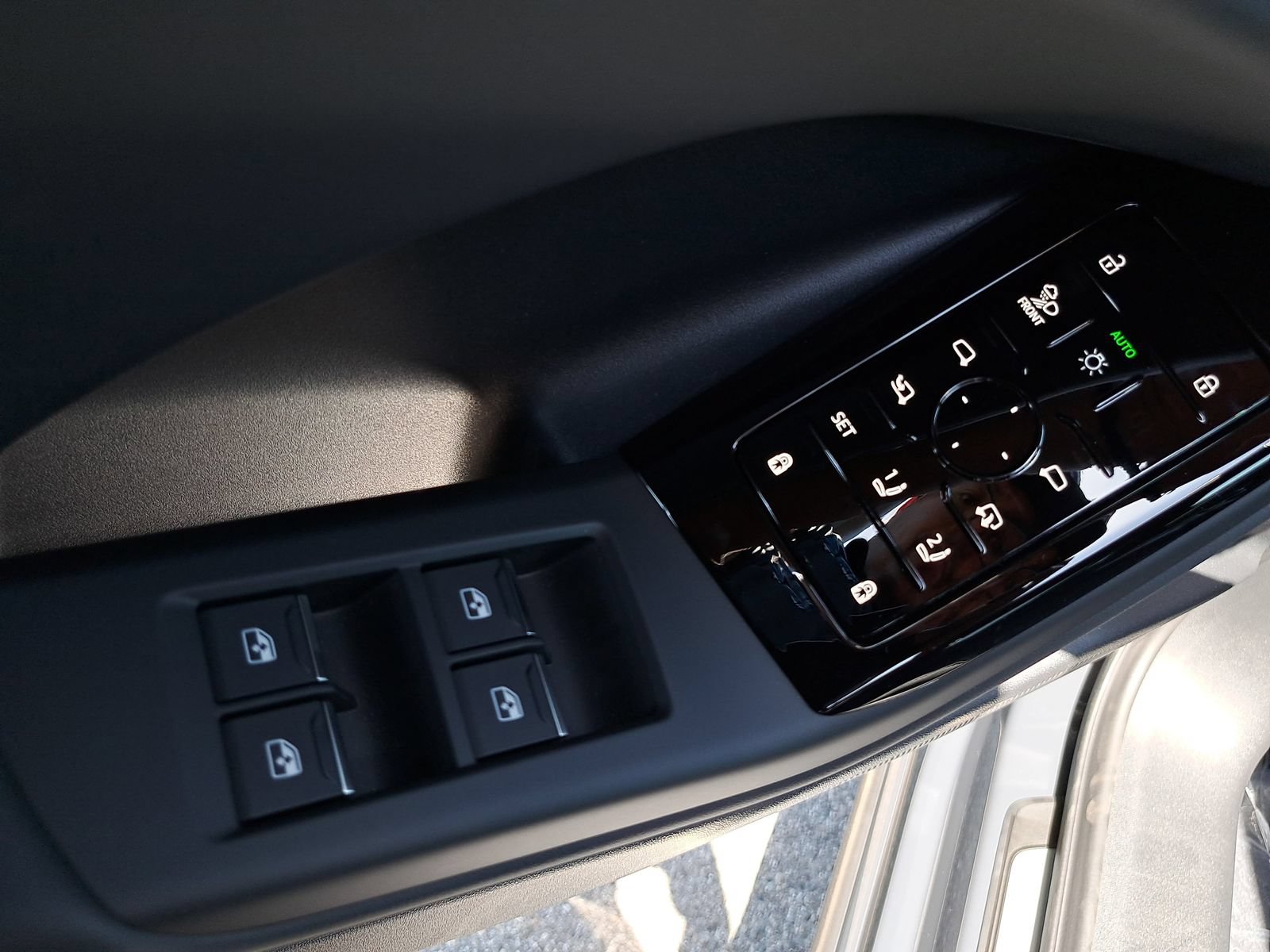New 2027 Audi Q6 e-tron Premium Plus AWD/4WD image 29