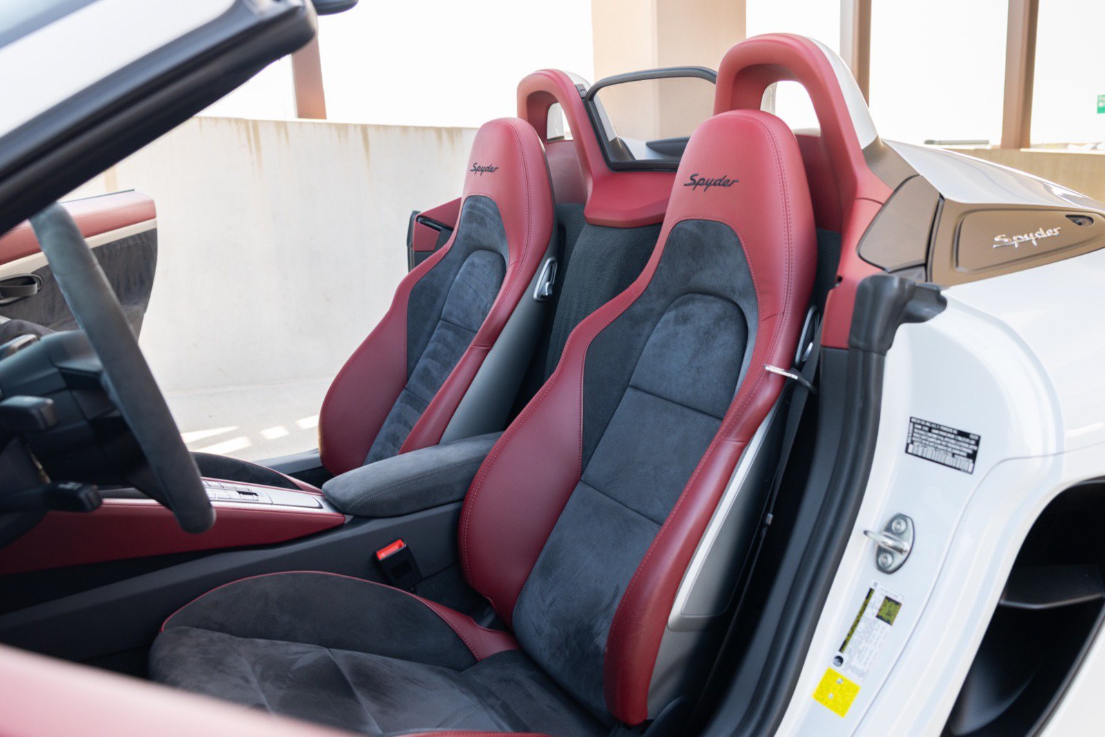 Used 2020 Porsche 718 Boxster Spyder RWD image 77