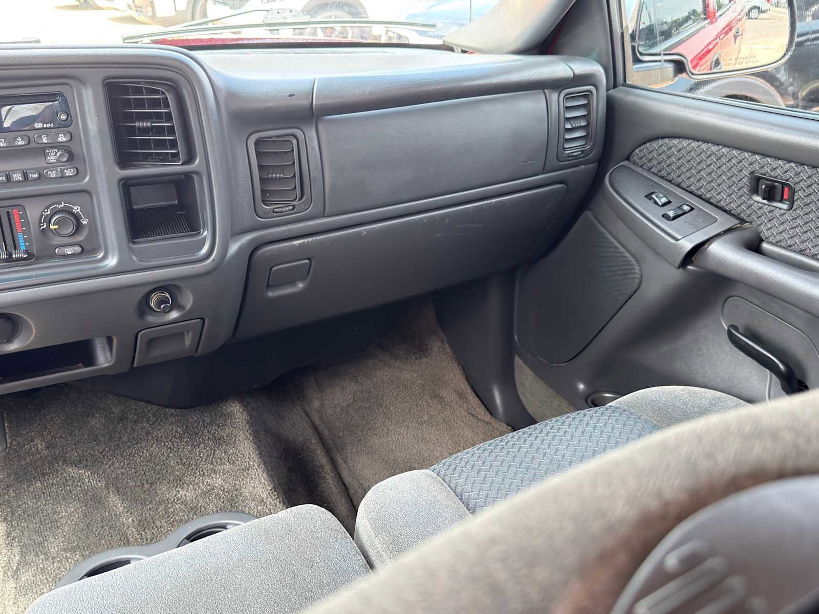 Used 2003 Chevrolet Avalanche 2WD image 22