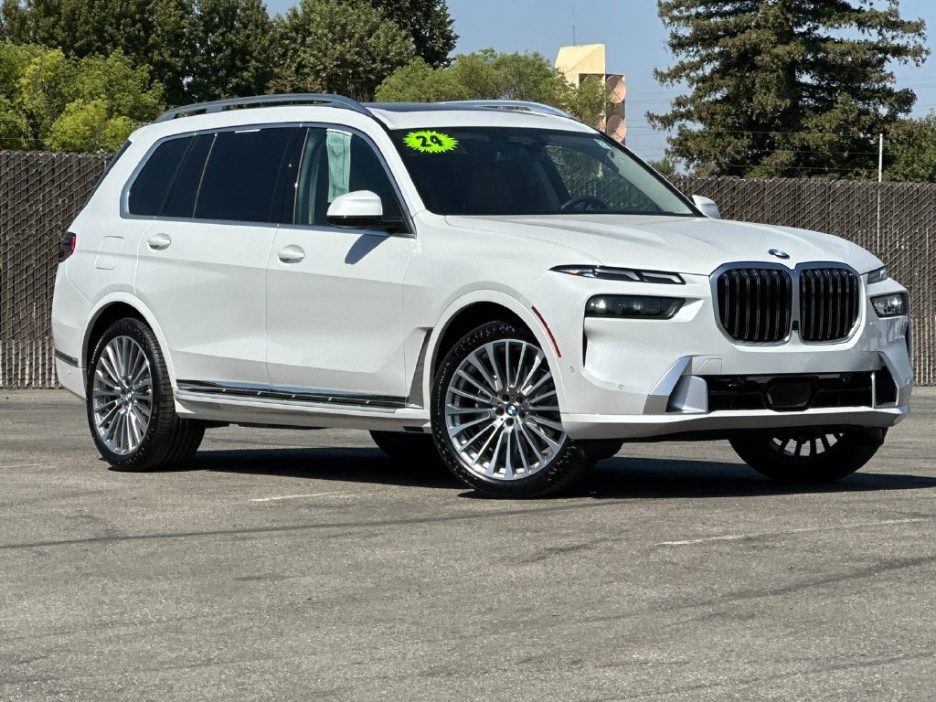 Used 2024 BMW X7 xDrive40i w/ Executive Package