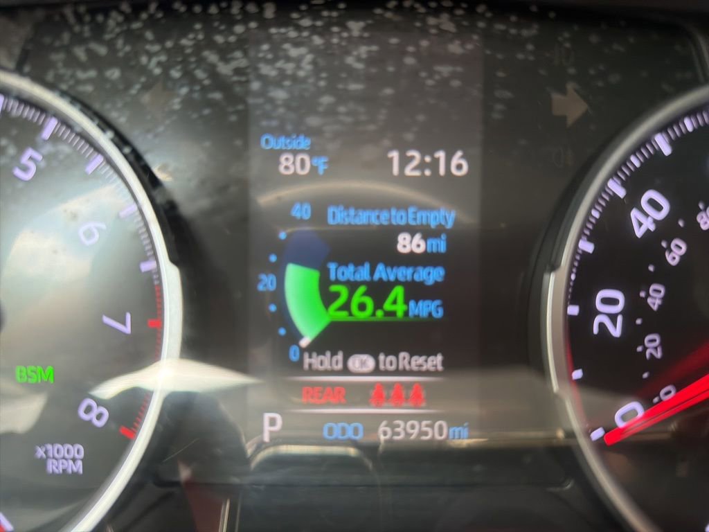 Used 2019 Toyota RAV4 XLE Premium image 13