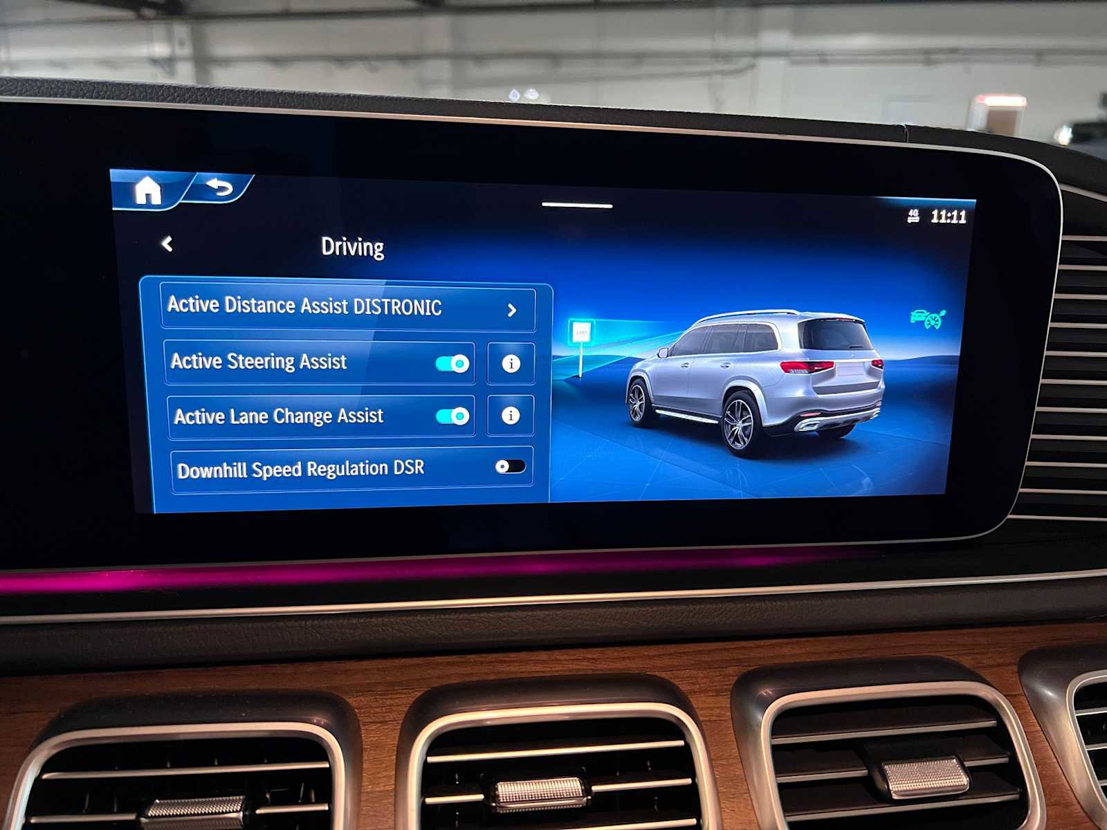 Used 2025 Mercedes-Benz GLS 450 4MATIC image 35