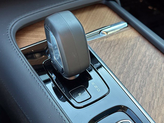 Certified 2024 Volvo XC90 T8 Plus w/ Protection Package Premier AWD/4WD image 20