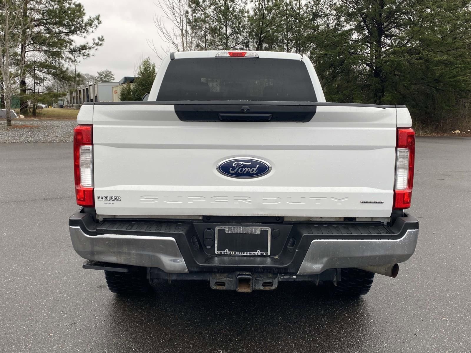 Used 2017 Ford F250 XLT image 6