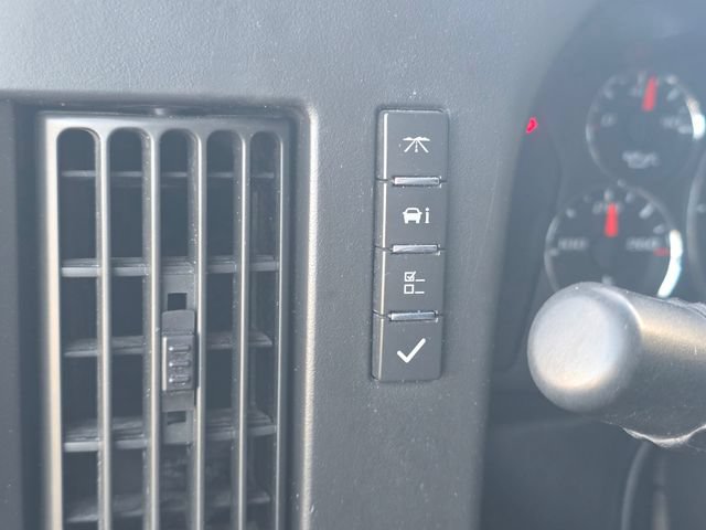 Used 2016 Chevrolet Express 2500 Extended RWD image 28