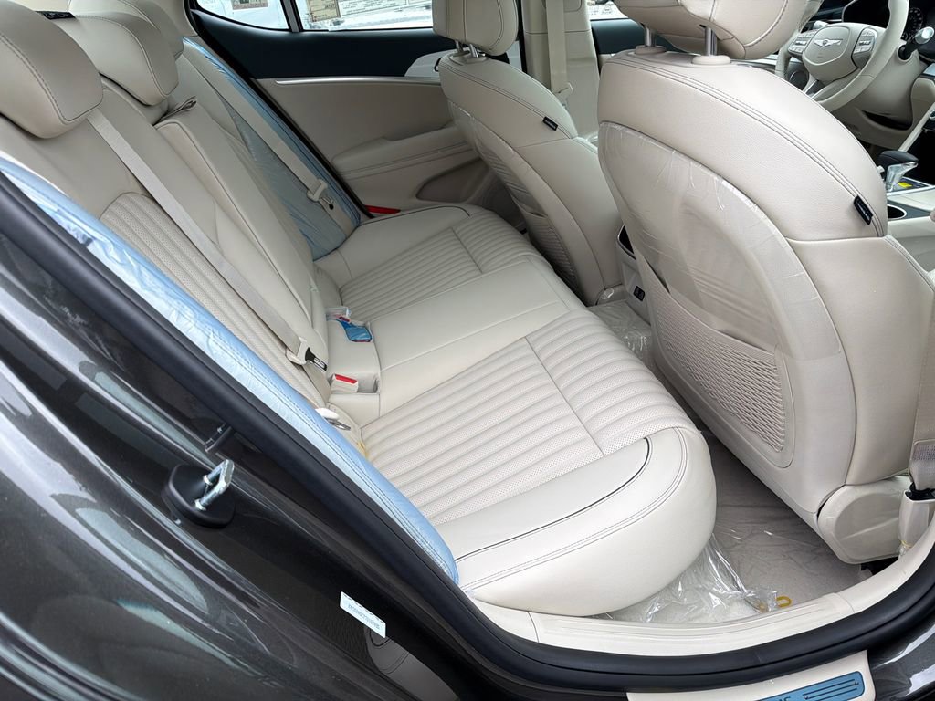New 2026 Genesis G70 2.5T Prestige image 15