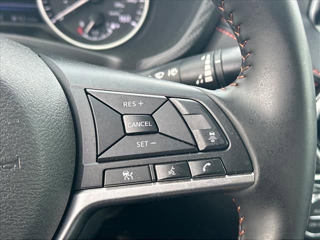 Used 2025 Nissan Sentra SR FWD image 24