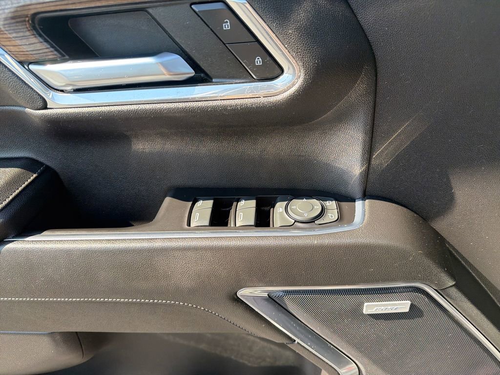 Used 2023 Chevrolet Silverado 1500 LT Trail Boss w/ LT Trail Boss Premium Package image 11