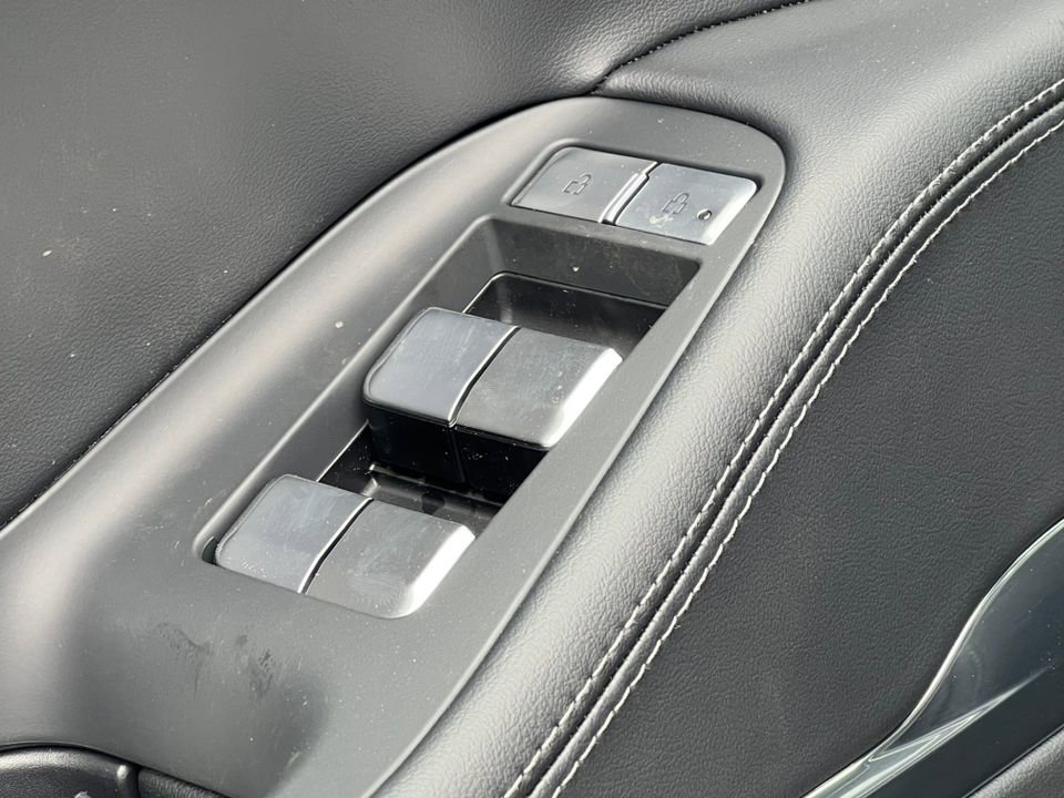 New 2026 Lincoln Navigator L Reserve AWD/4WD image 17