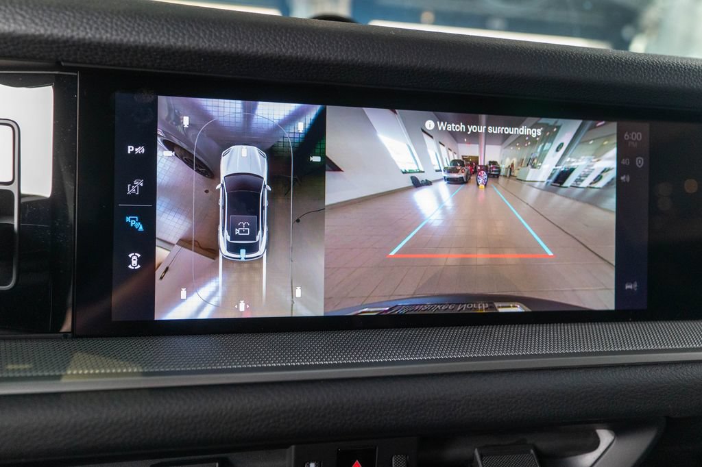 New 2026 Porsche Cayenne Coupe AWD/4WD image 31