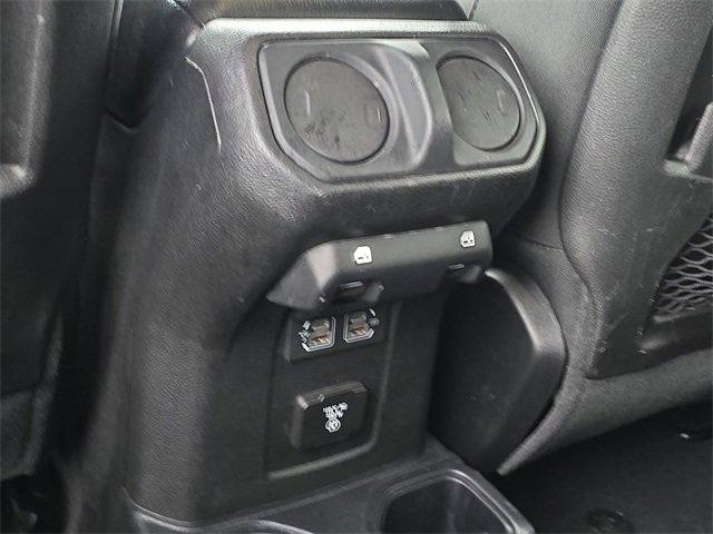 Used 2018 Jeep Wrangler Unlimited Rubicon image 30
