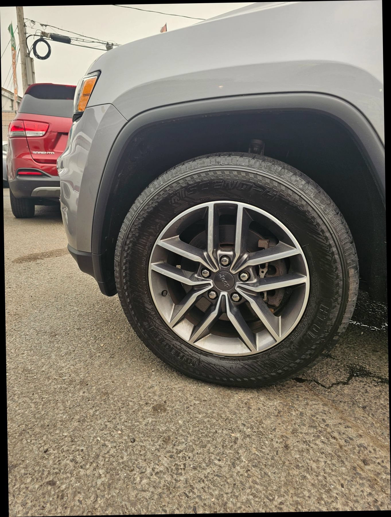 Used 2020 Jeep Grand Cherokee Limited w/ Luxury Group II AWD/4WD image 37