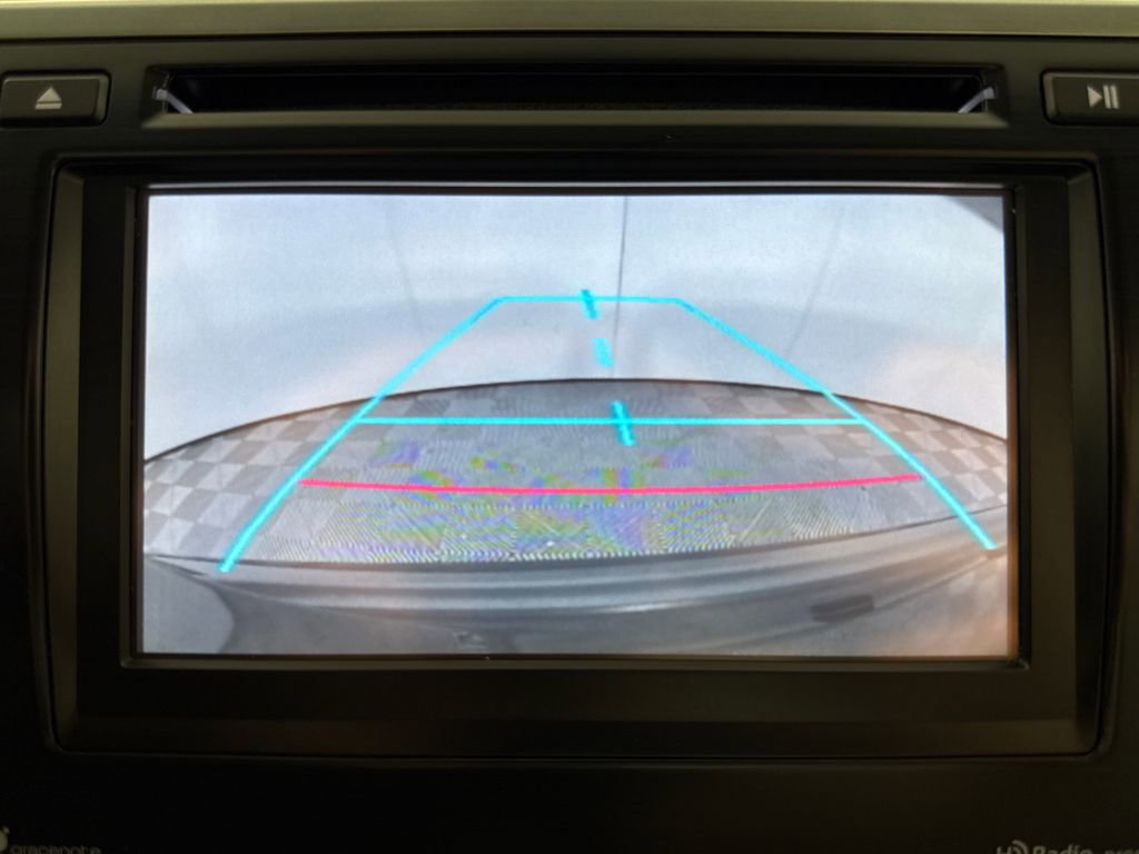 Used 2014 Toyota Camry XLE image 16