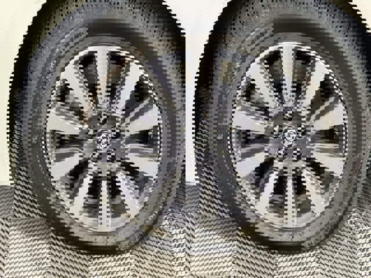 Used 2019 Toyota Sienna Limited Premium AWD/4WD image 11