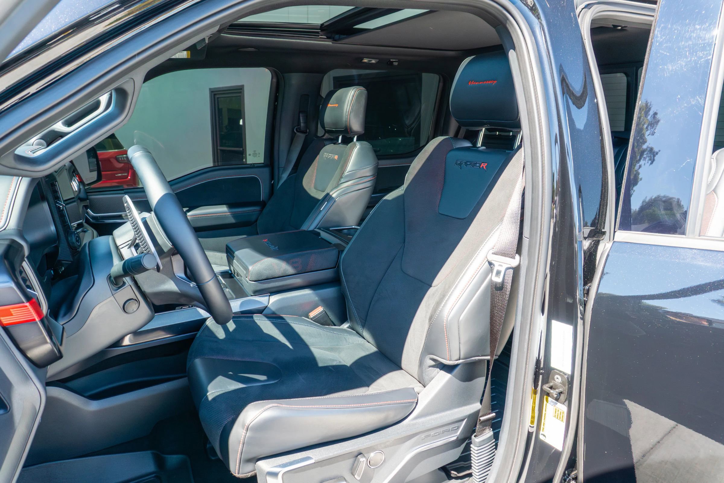 Used 2025 Ford F150 Raptor w/ Equipment Group 803A Raptor R image 60