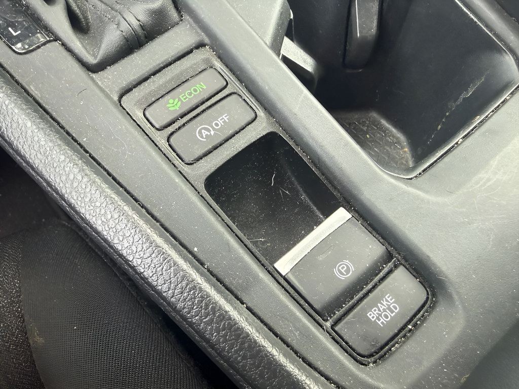 Certified 2023 Honda Accord LX image 36