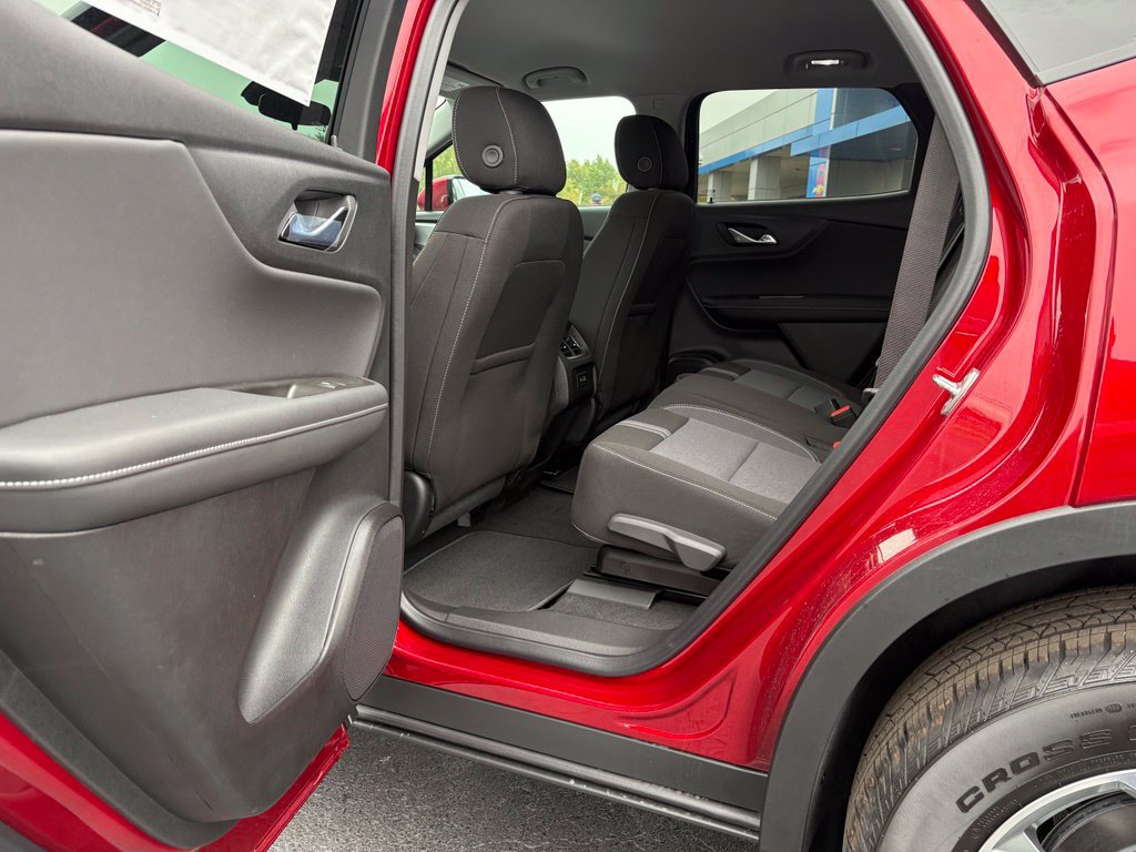 New 2026 Chevrolet Blazer LT FWD image 10