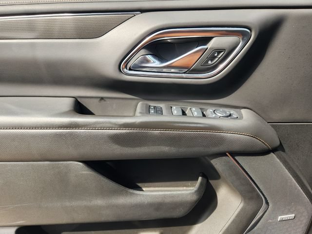 Used 2024 GMC Yukon AT4 w/ Technology Package AWD/4WD image 22
