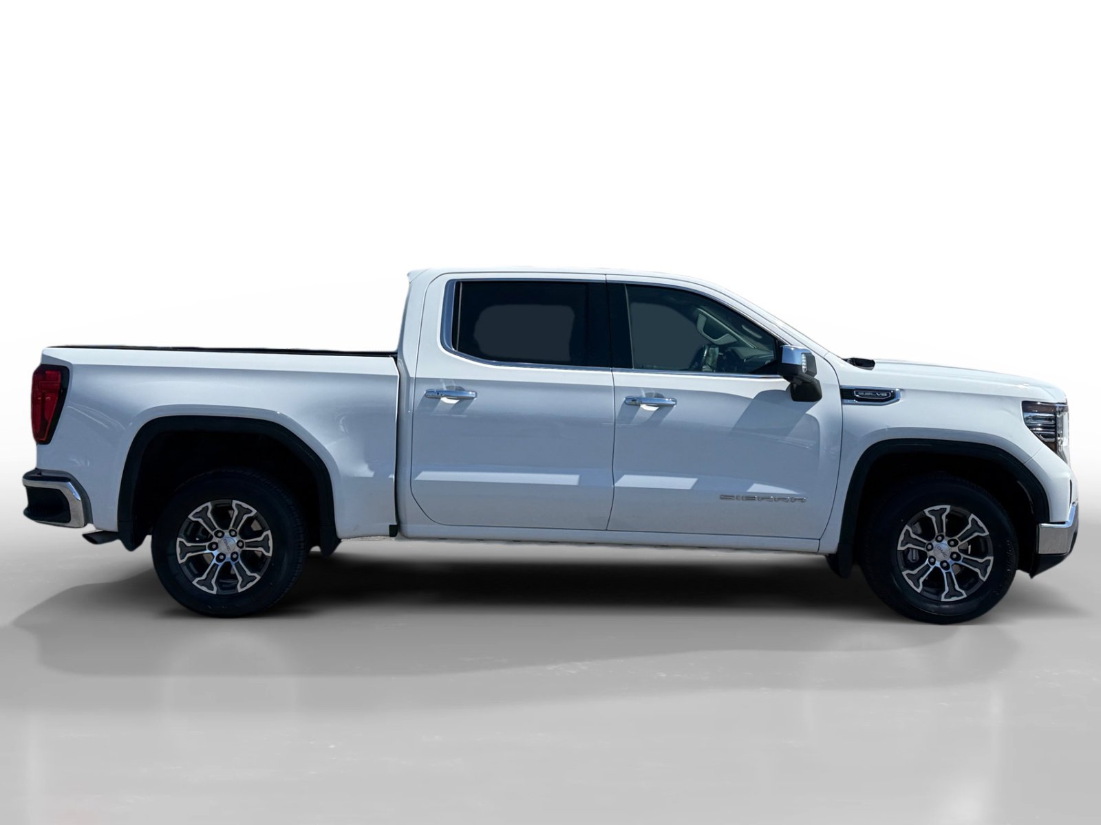 Used 2025 GMC Sierra 1500 SLT RWD image 6