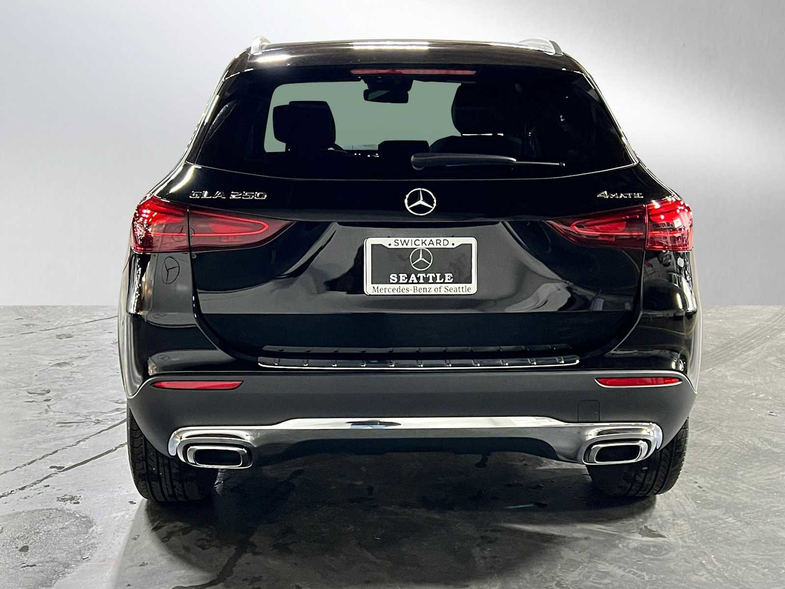 Used 2026 Mercedes-Benz GLA 250 4MATIC image 4