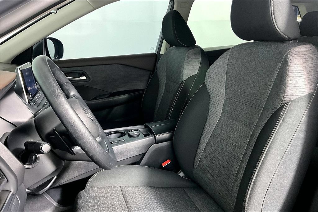 Used 2023 Nissan Rogue SV AWD/4WD image 25