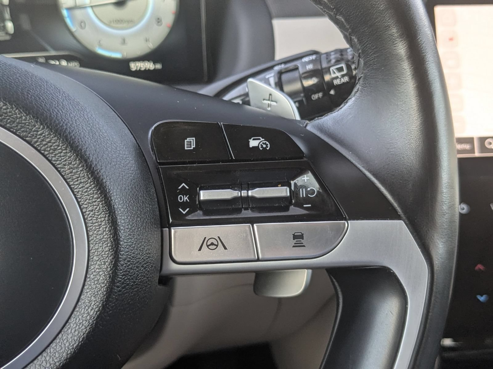 Used 2024 Hyundai Tucson Limited AWD/4WD image 18