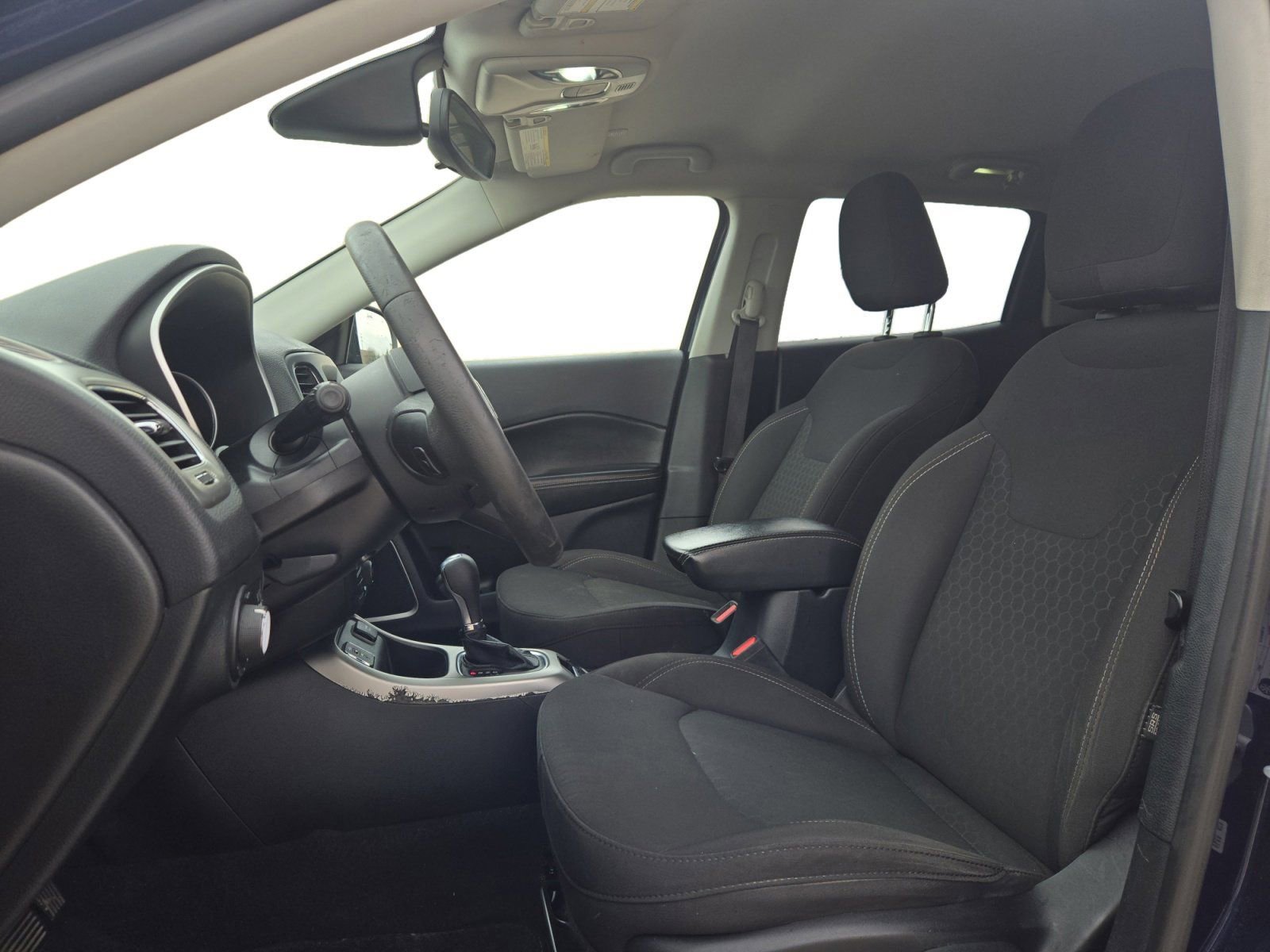 Used 2021 Jeep Compass Sport FWD image 9