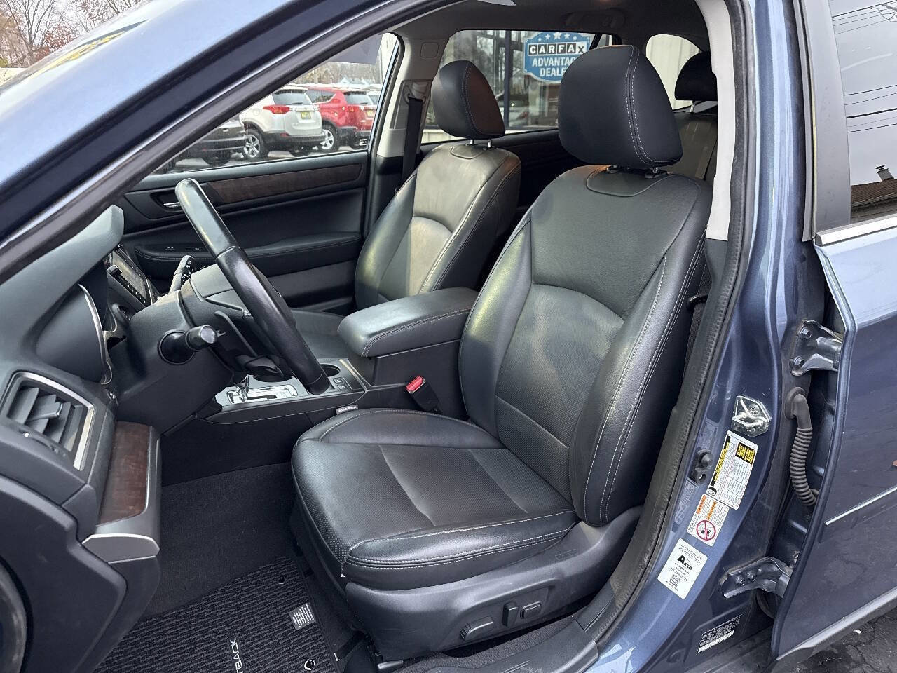 Used 2016 Subaru Outback 2.5i Limited image 9