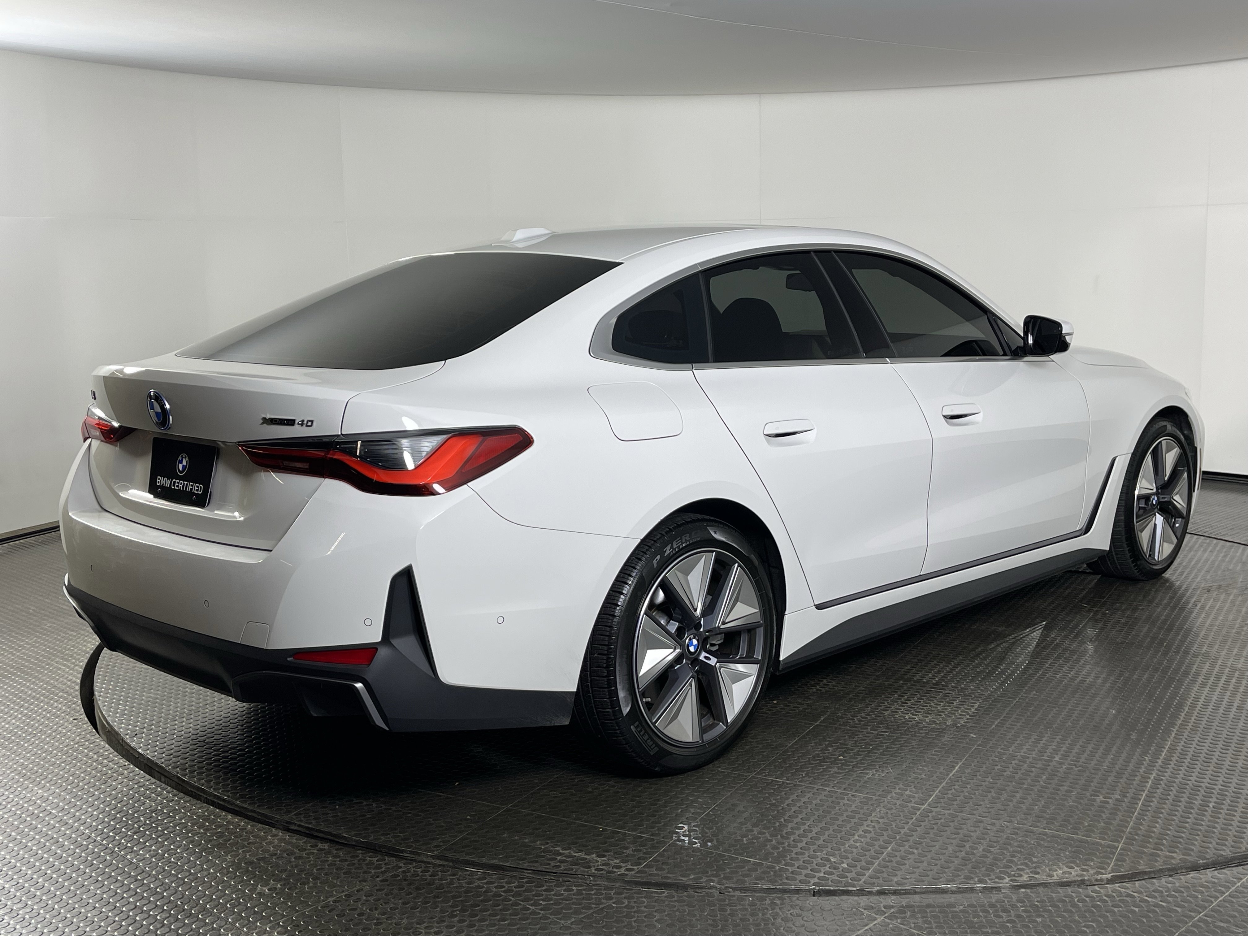 Certified 2025 BMW i4 xDrive40i w/ M Sport Package image 5