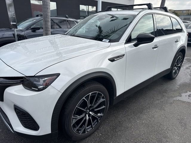 Certified 2025 MAZDA CX-70 Plug-In Hybrid w/ Premium Plus AWD/4WD image 2
