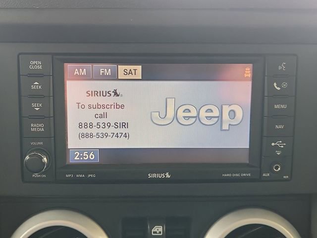 Used 2009 Jeep Wrangler Unlimited Sahara w/ Dual Top Group AWD/4WD image 13